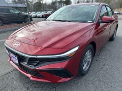 2025 Hyundai Elantra SE Sedan