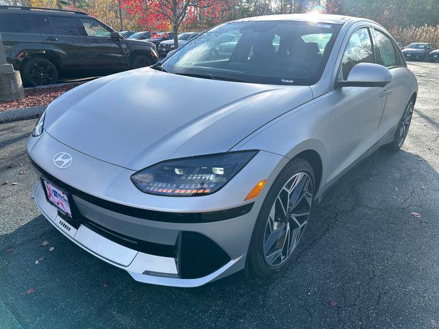 2025 Hyundai IONIQ 6 Limited's photo