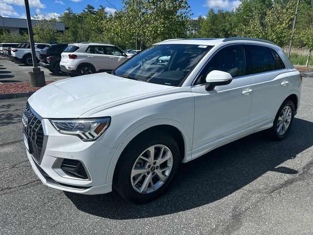 2023 Audi Q3 40 TFSI Premium quattro's photo