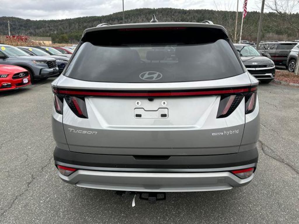 New 2025 Hyundai Tucson Hybrid Limited SUV