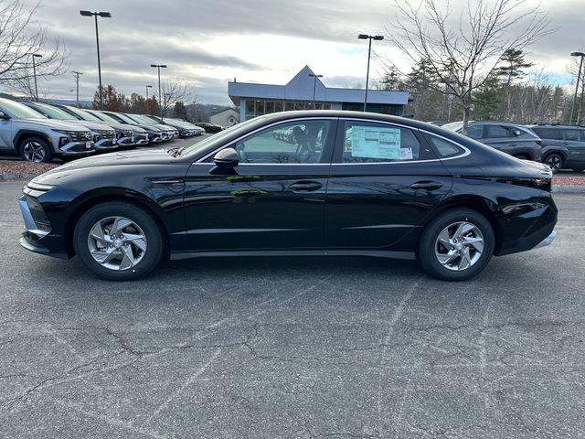 2026 Hyundai Sonata SE photo 2