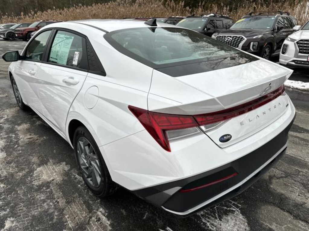 Certified 2025 Hyundai Elantra Hybrid Blue Sedan