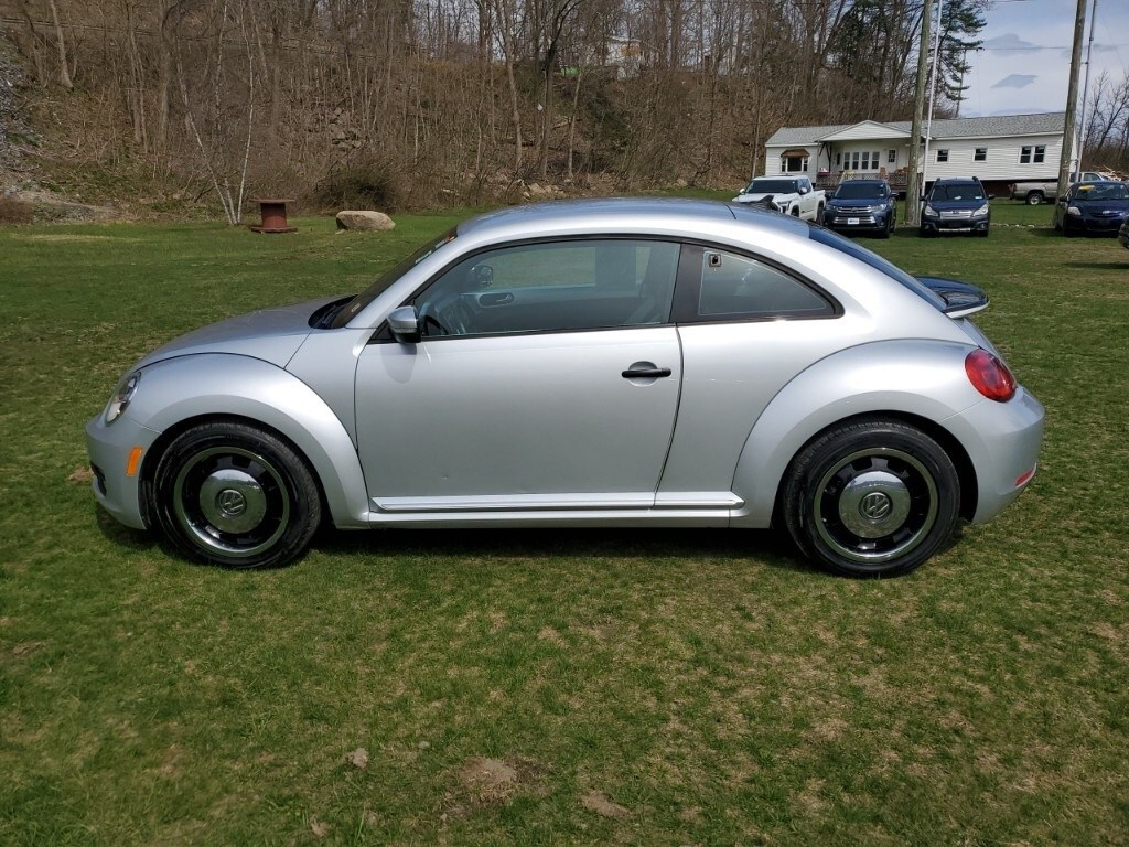 Used 2015 Volkswagen Beetle 1.8 with VIN 3VWF17AT7FM652030 for sale in Claremont, NH