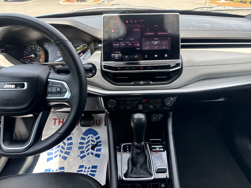 2024 Jeep Compass Limited - Photo 17