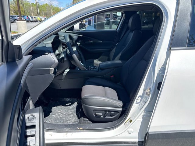 2026 Mazda CX-30 Premium - Photo 9