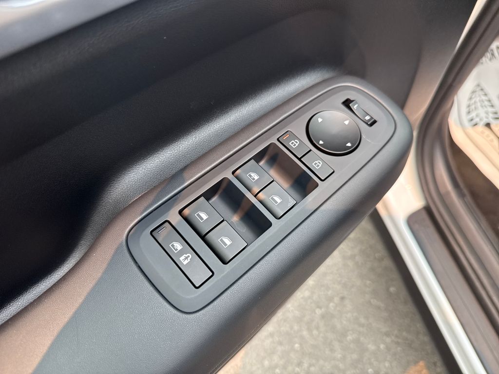 2026 Hyundai Santa Fe SE - Photo 24