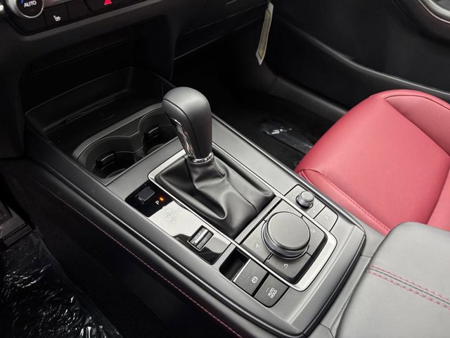 2026 Mazda CX-30 Carbon Edition - Photo 13