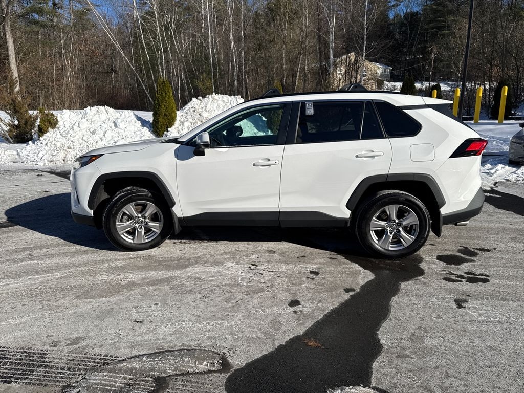 Used 2022 Toyota RAV4 XLE SUV
