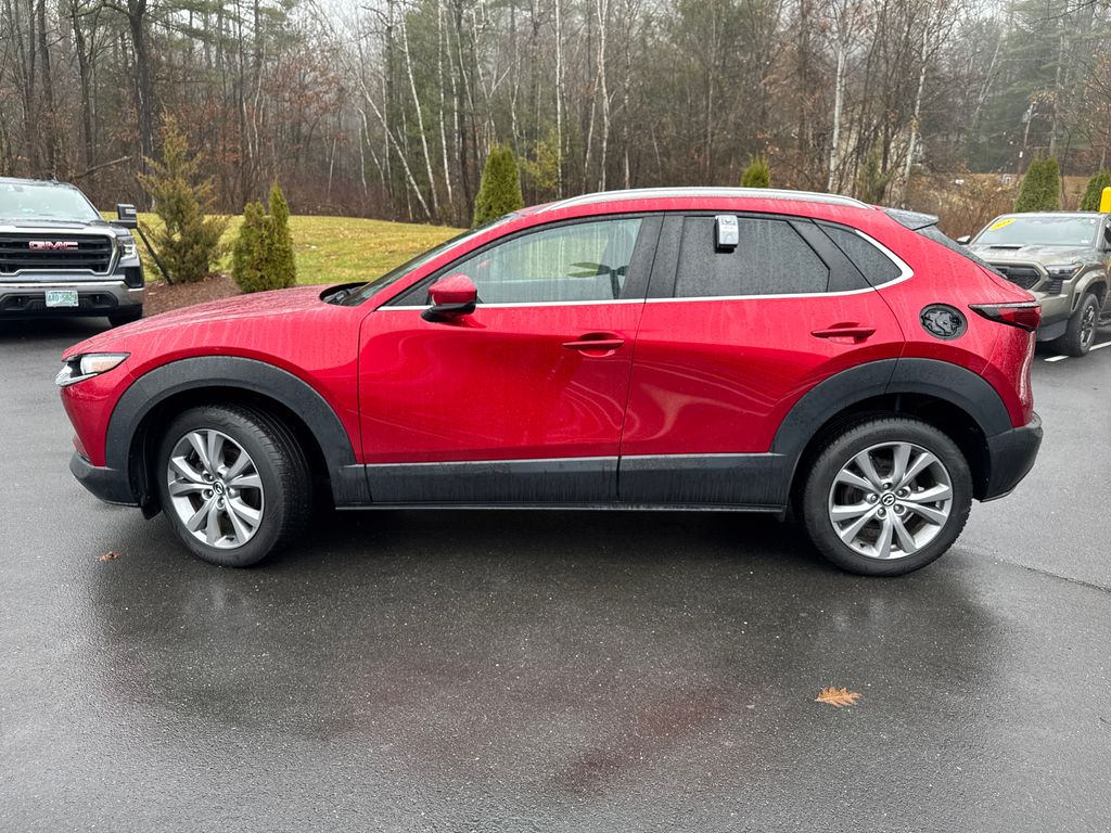 2022 Mazda CX-30 2.5 S Preferred photo 2