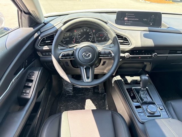 2026 Mazda CX-30 Premium - Photo 14