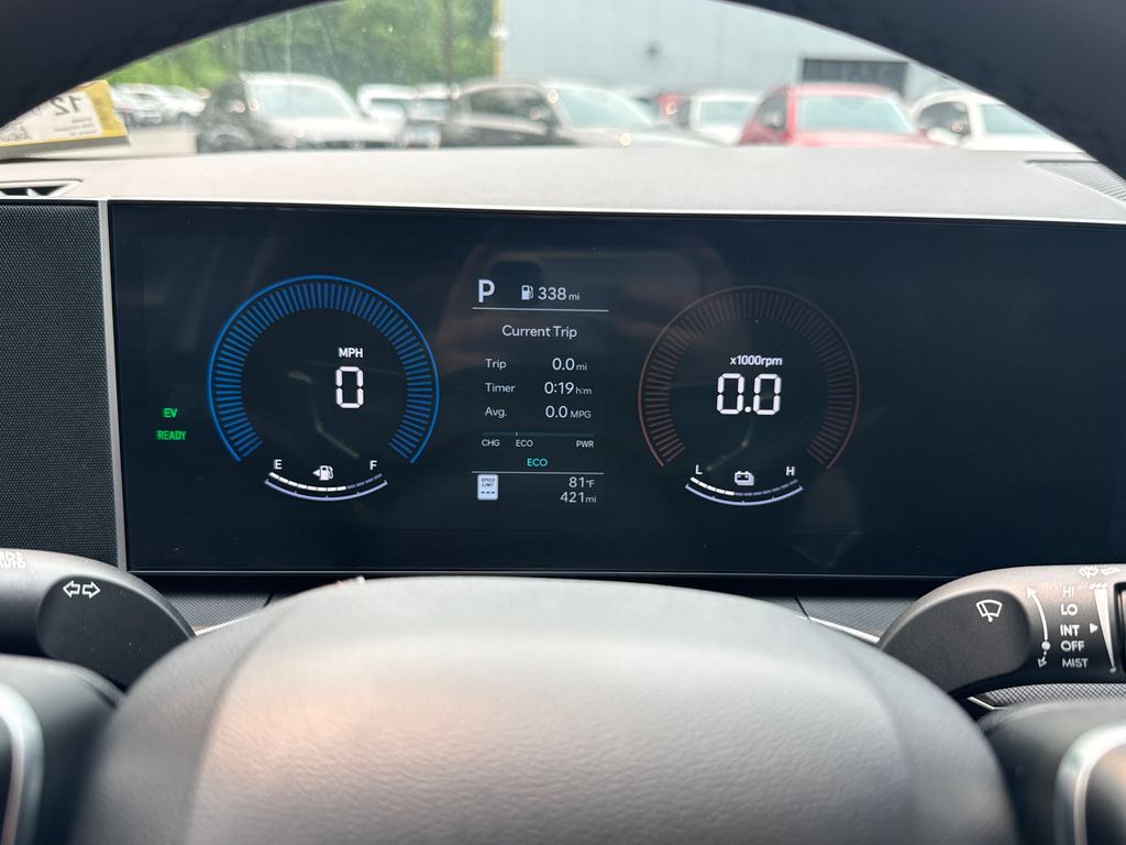 2026 Hyundai Santa Fe SE - Photo 9