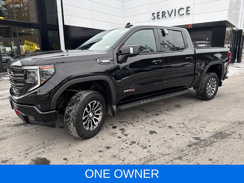2023 GMC Sierra 1500 AT4's photo