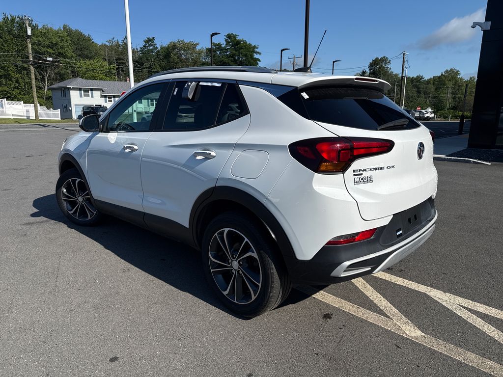 Photo 3