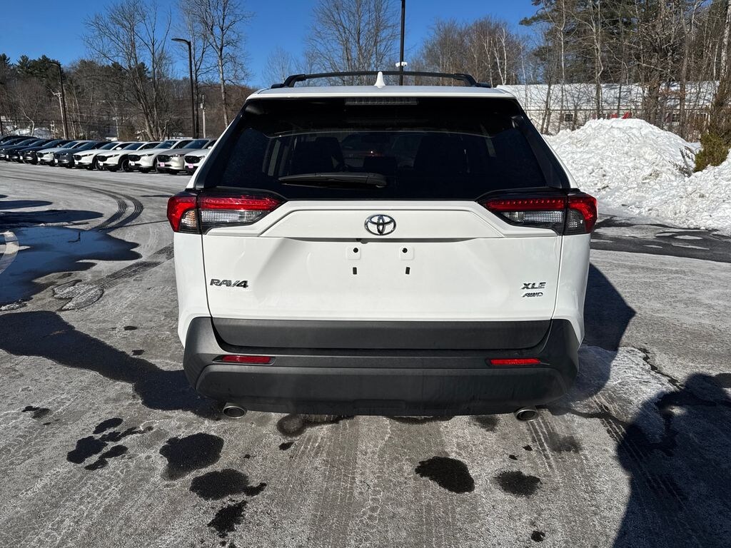 Used 2022 Toyota RAV4 XLE SUV