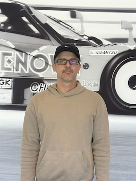 Staff member Tim from ID_e0b36caf32d2