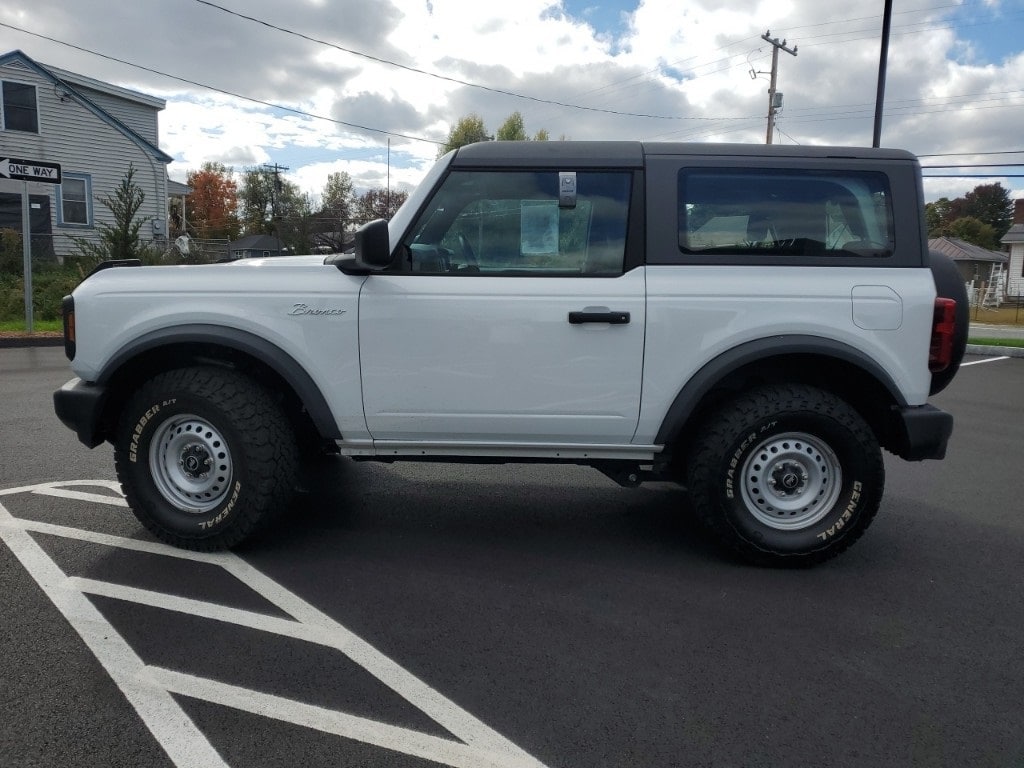 Used 2022 Ford Bronco 2-Door Outer Banks with VIN 1FMDE5AH5NLA94981 for sale in Claremont, NH