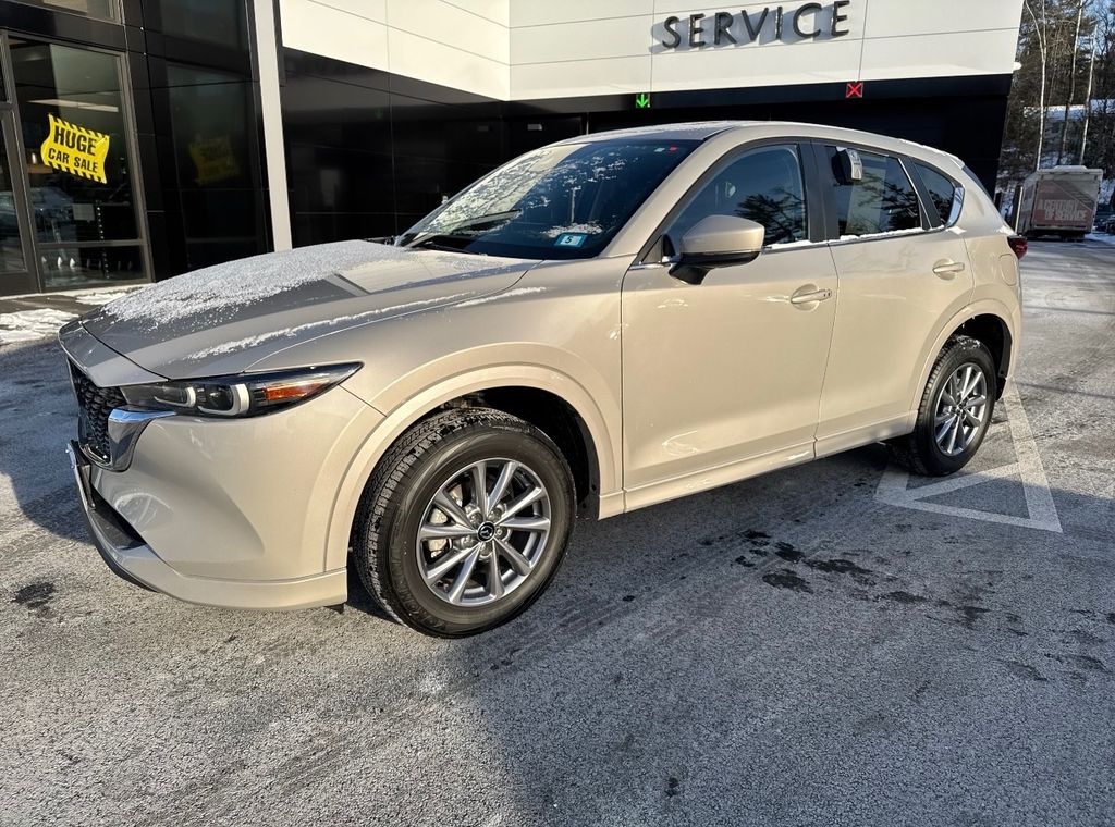 2024 Mazda CX-5 S Preferred package's photo