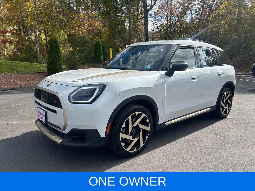 2025 MINI Countryman S's photo