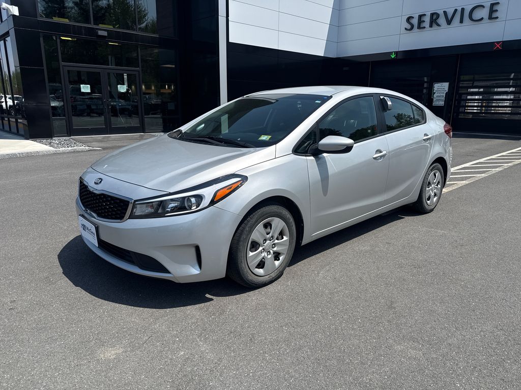 2017 Kia Forte LX's photo