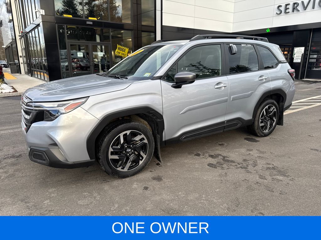 2025 Subaru Forester Limited's photo