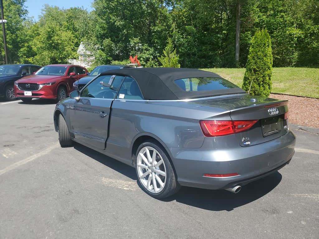 2016 Audi A3 2.0T Premium photo 3