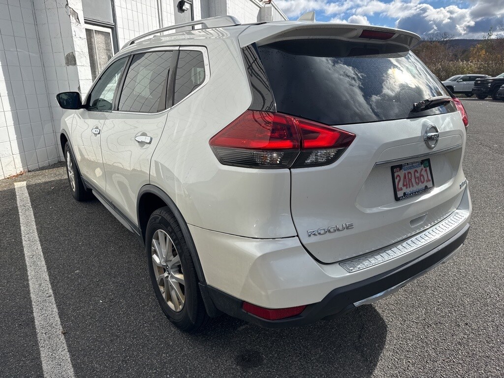 Used 2018 Nissan Rogue SV SUV
