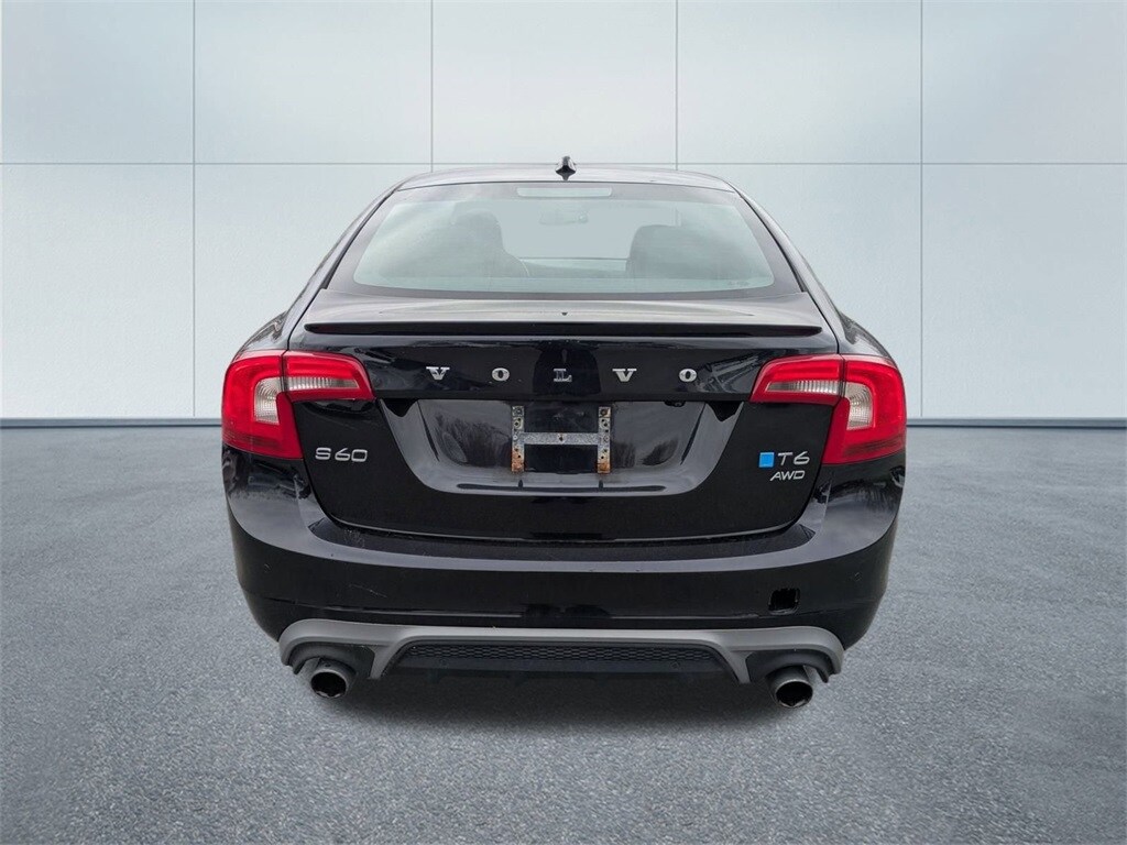 Used 2015 Volvo S60 T6 R-Design Sedan