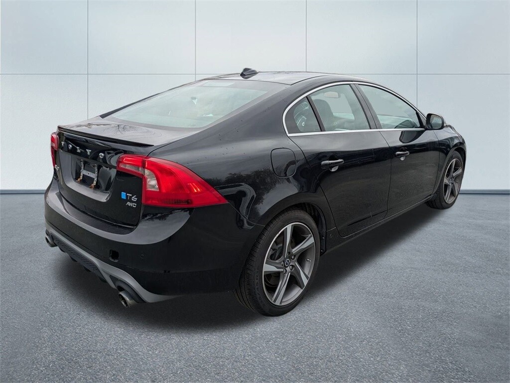 Used 2015 Volvo S60 T6 R-Design Sedan