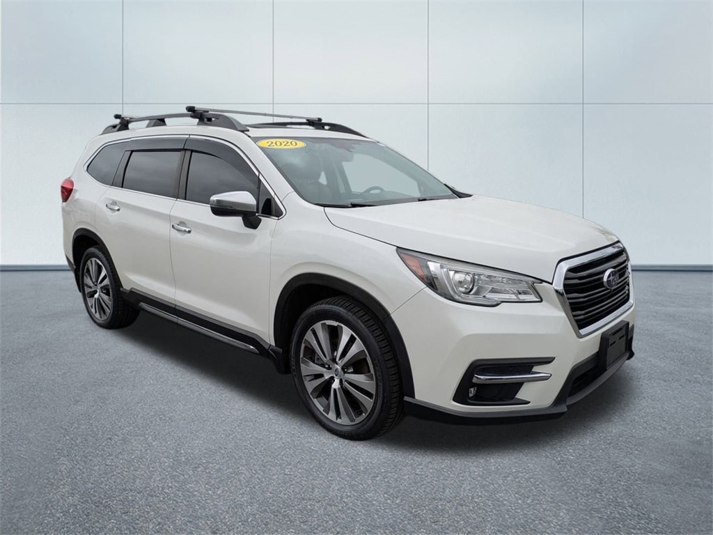 2020 Subaru Ascent Touring's photo