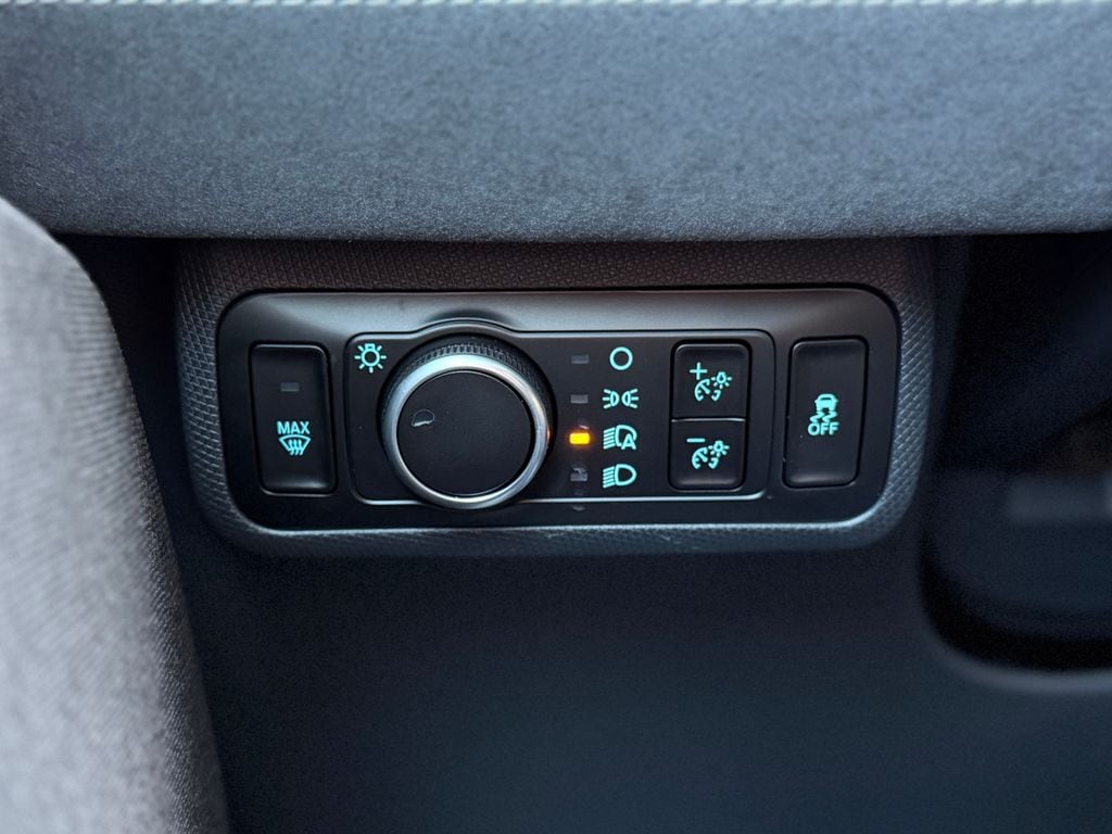 2025 Ford Mustang Mach-E GT - Photo 22