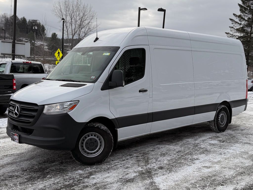 2021 Mercedes-Benz Sprinter Cargo Van Base's photo