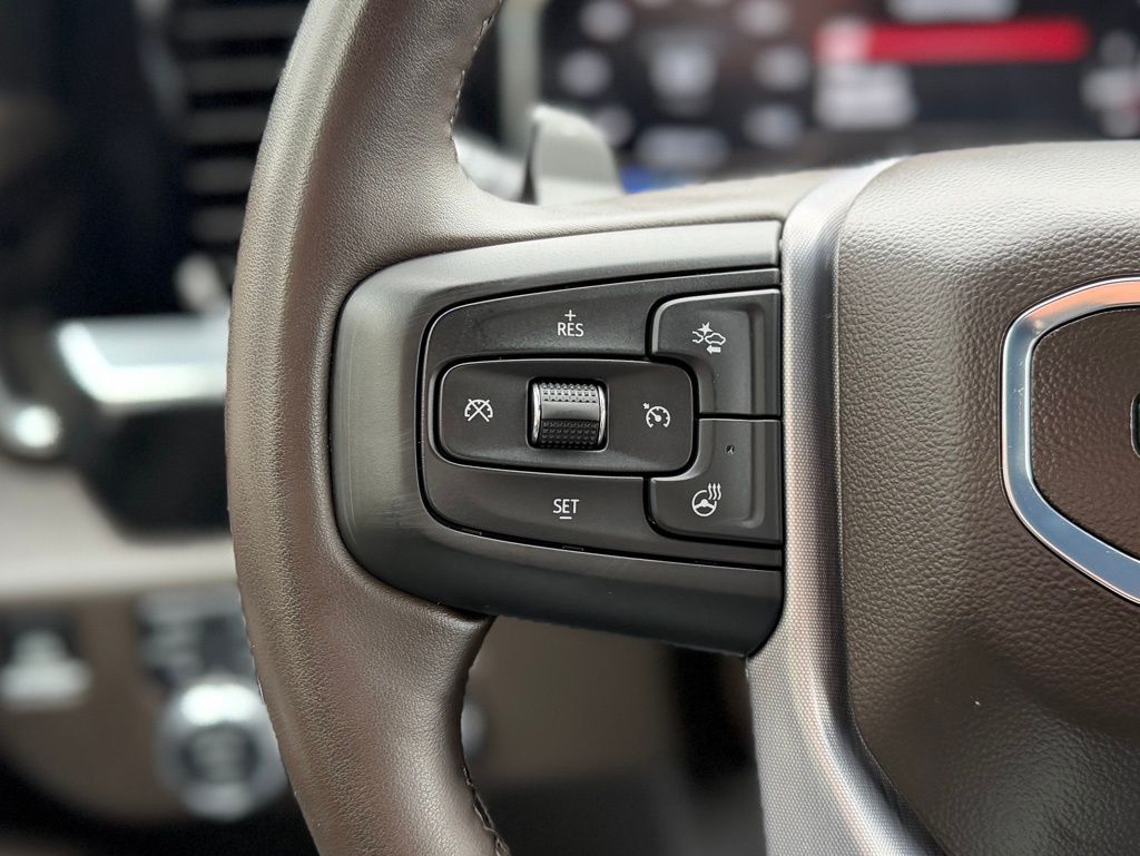 2025 GMC Sierra 1500 SLT - Photo 11