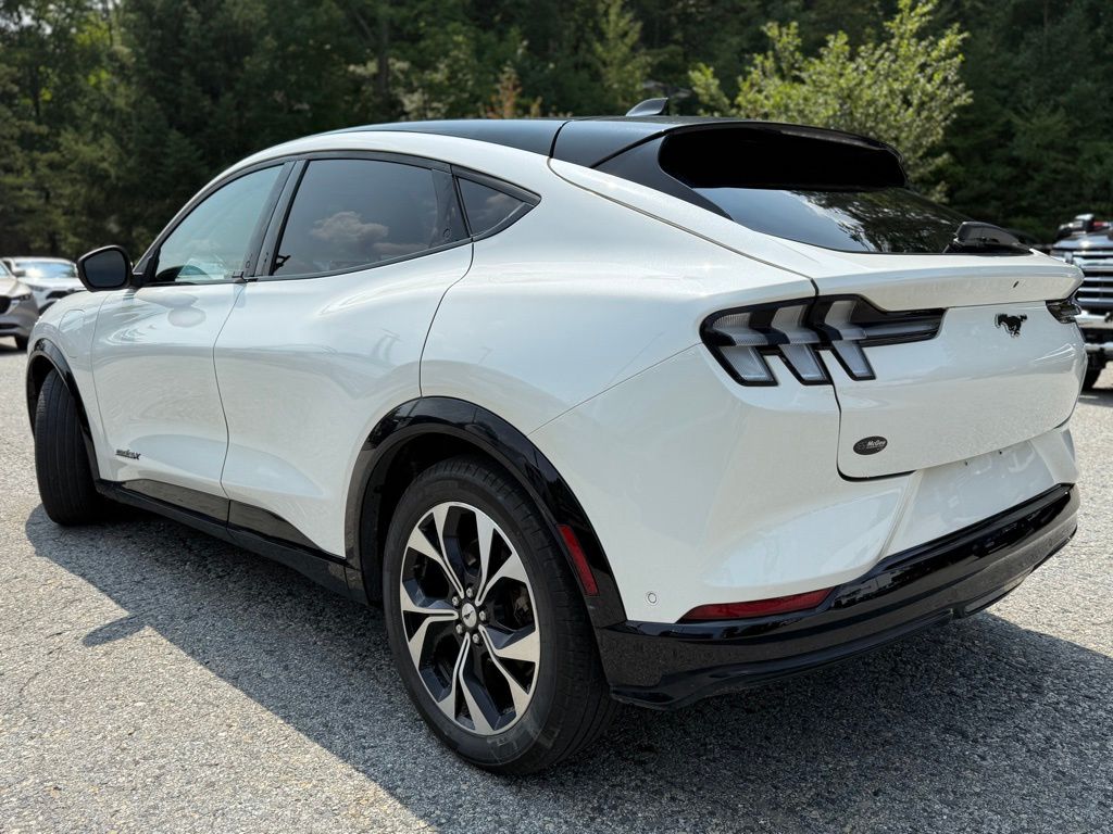 2023 Ford Mustang Mach-E Premium photo 3