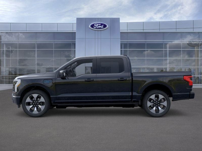 2025 Ford F-150 Lightning Platinum - Photo 36
