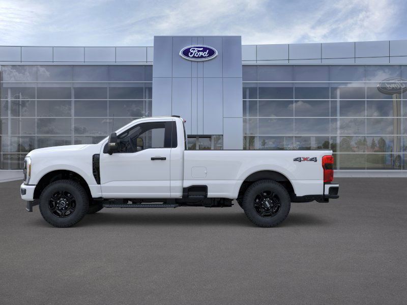 2025 Ford F-250 photo 3