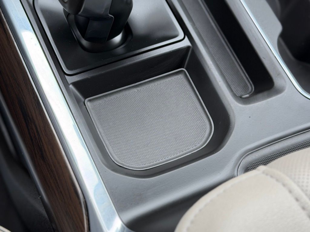 2025 GMC Sierra 1500 SLT - Photo 20