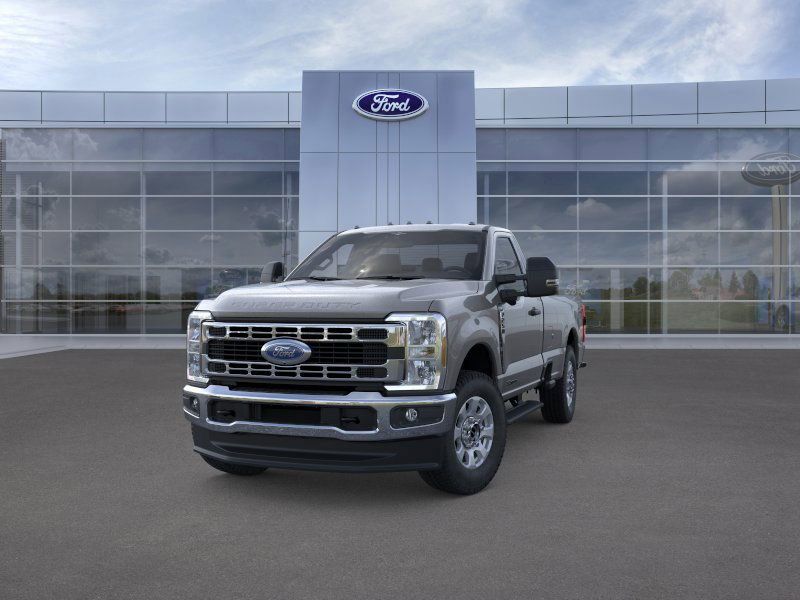 2025 Ford F-250 XLT photo 2