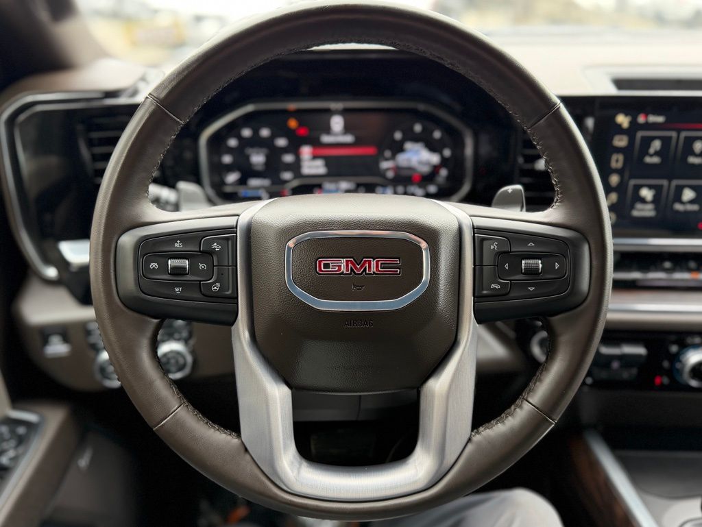 2025 GMC Sierra 1500 SLT - Photo 10