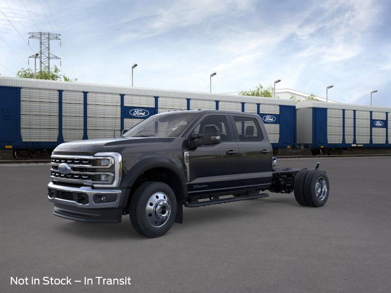 2026 Ford F-550 Super Duty Chassis Cab Lariat's photo