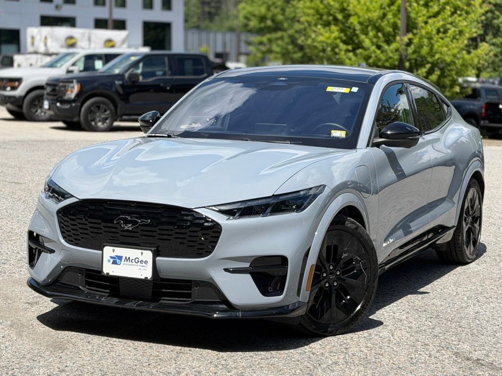 2025 Ford Mustang Mach-E
