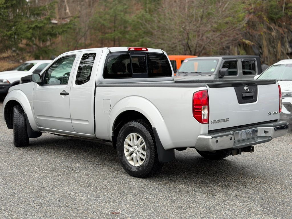 2019 Nissan Frontier SV photo 3