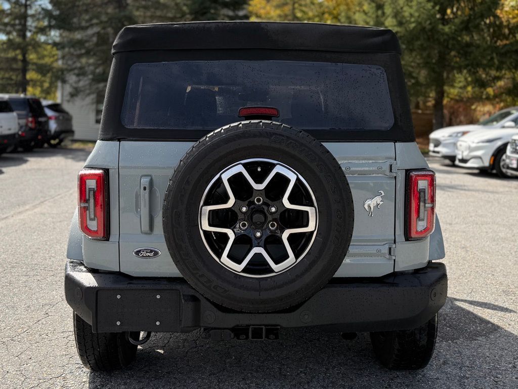 2022 Ford Bronco Outer Banks photo 4