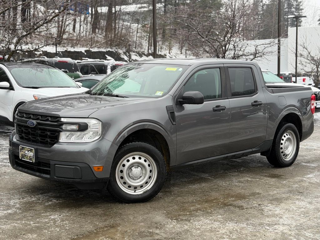 2022 Ford Maverick XL's photo