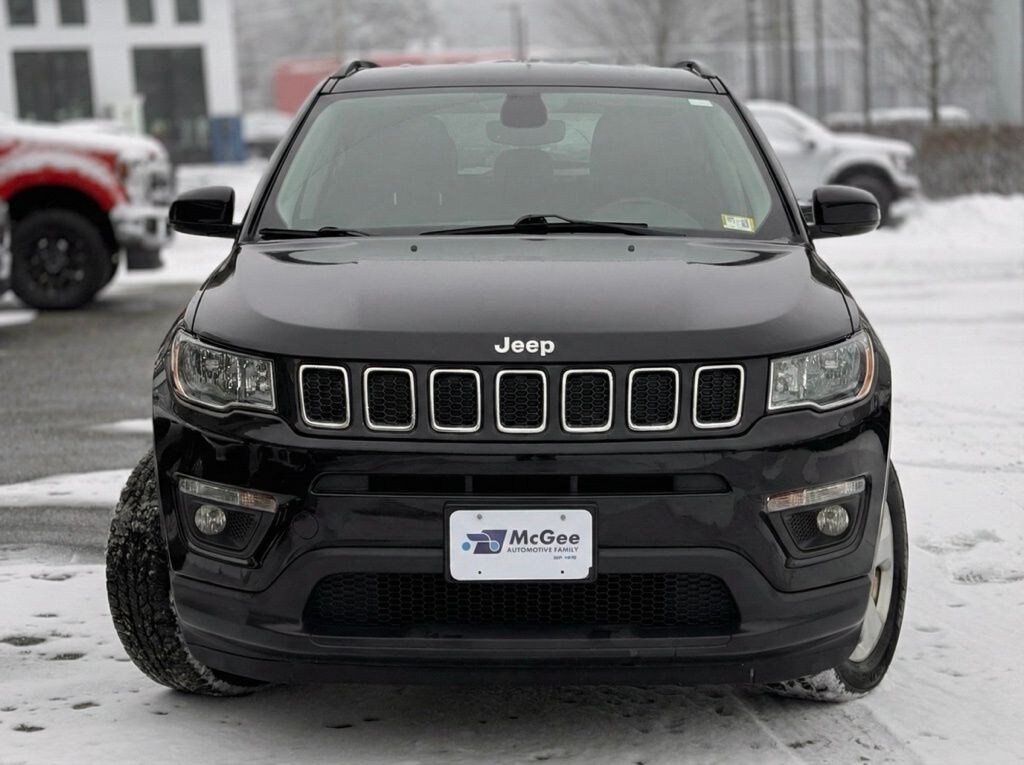Used 2018 Jeep Compass Latitude SUV