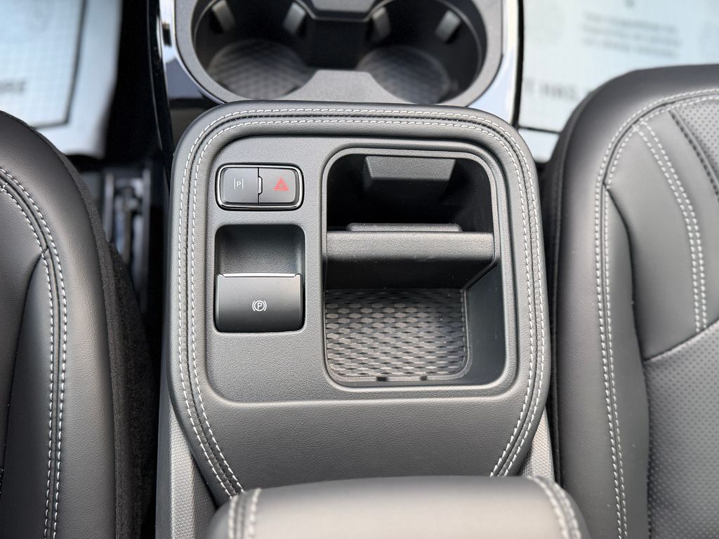 2025 Ford Mustang Mach-E Premium - Photo 18