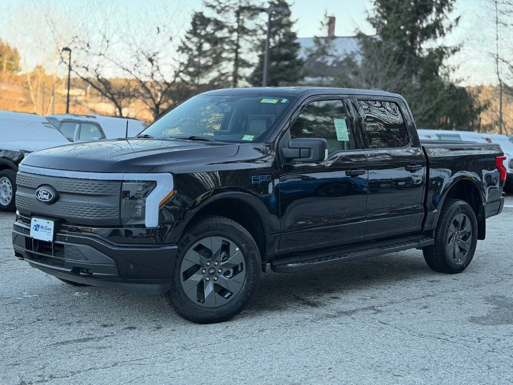 New 2025 Ford F-150 Lightning Flash TRUCK