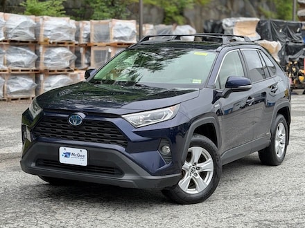 2019 Toyota RAV4 Hybrid XLE SUV