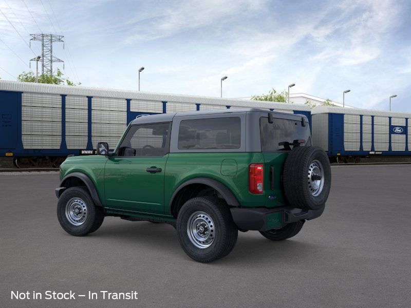 2025 Ford Bronco Base photo 4