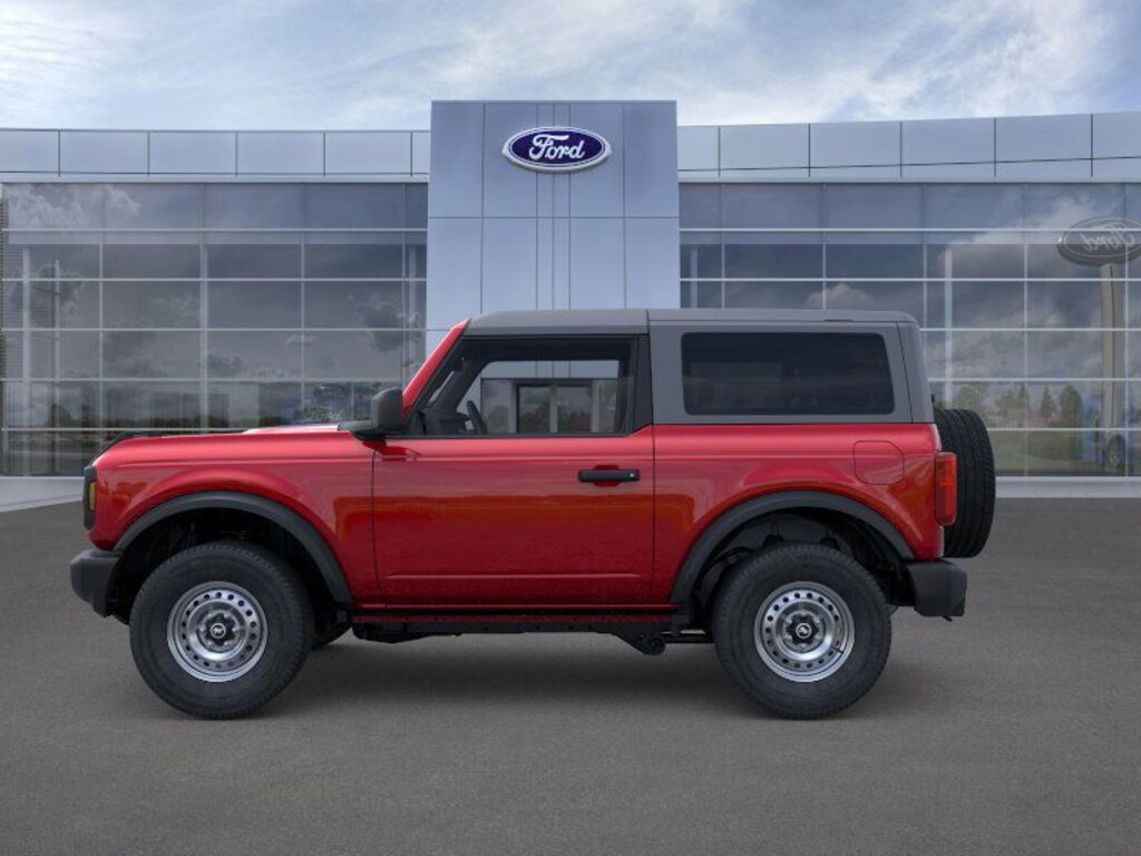 New 2025 Ford Bronco Base SUV
