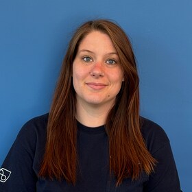 Staff member Alyssa M. from ID_59f03d
